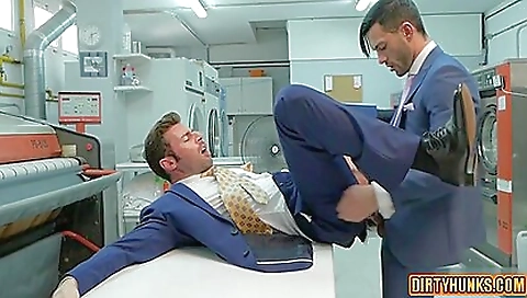 Impros undr and cum in my pussy