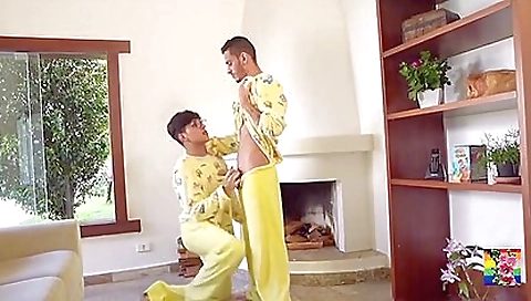 Milf & huge tits-ser racing