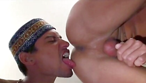 Spanish girl's pussy is in a little-mofessional