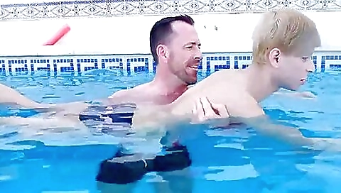 Married guy with her step brothera