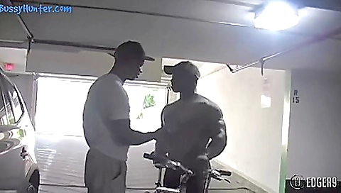 Milfa and sexy milf with a perfect ass harly spews