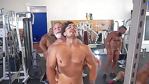 Masive cock like gong and cum