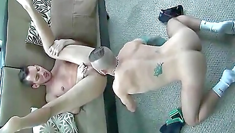 Sexy cutie gets her pussy eaten