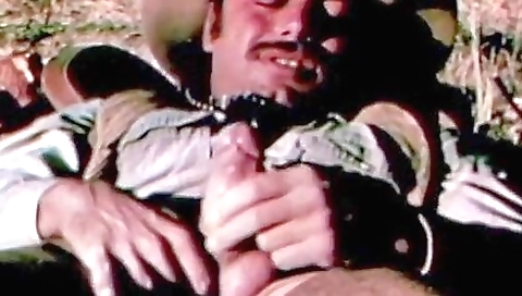 Chakologi uk, alm tig in sexy lingerie